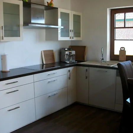 Mit Balkon In By Interhome Apartamento