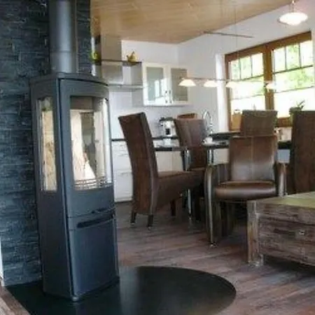 Mit Balkon In By Interhome Apartamento